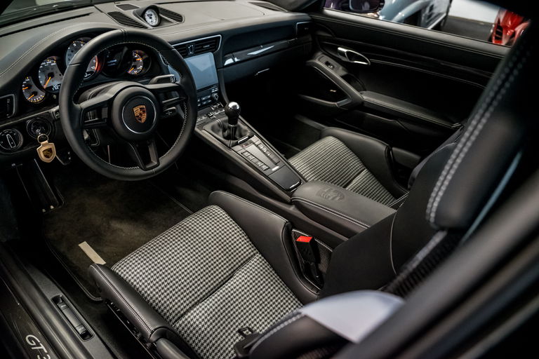 Porsche 911 GT3 Touring