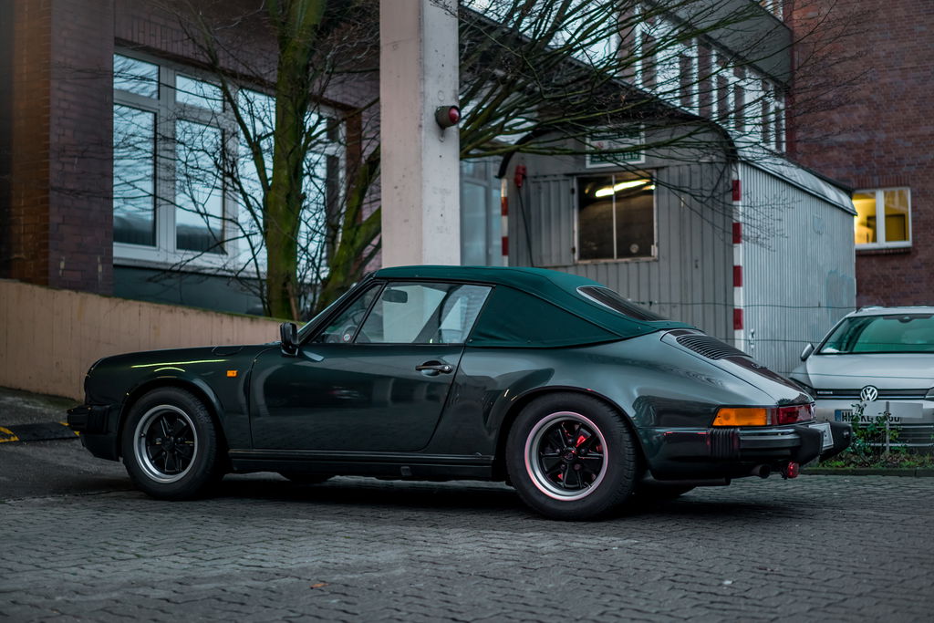 Porsche 911 Carrera