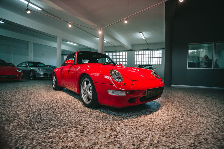 Porsche 911 Carrera 4