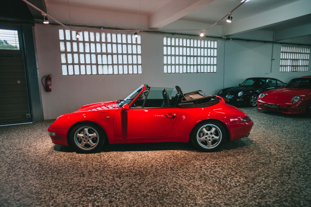 Porsche 911 Carrera 4