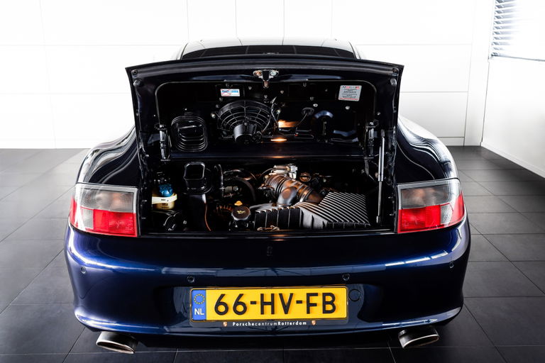 Porsche 996.2 Carrera 4
