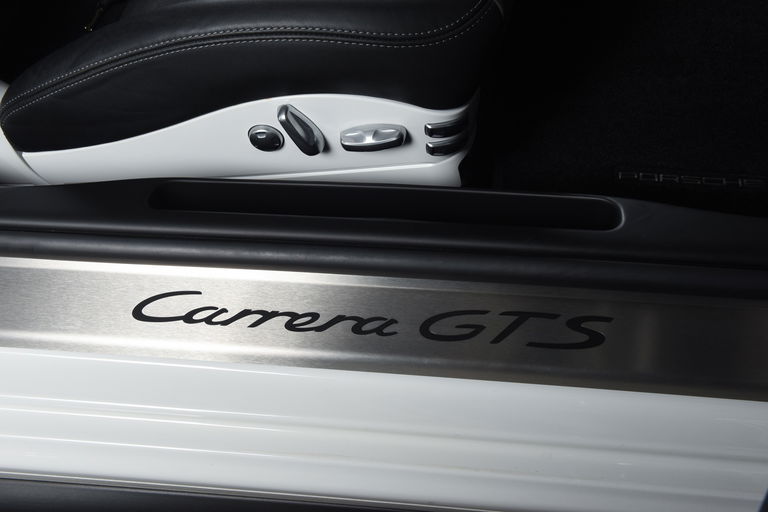 Porsche 997.2 Carrera GTS