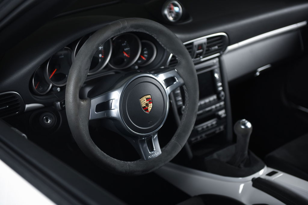 Porsche 997.2 Carrera GTS