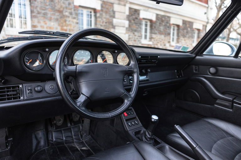 Porsche 993 Carrera 4