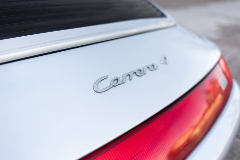 Porsche 993 Carrera 4