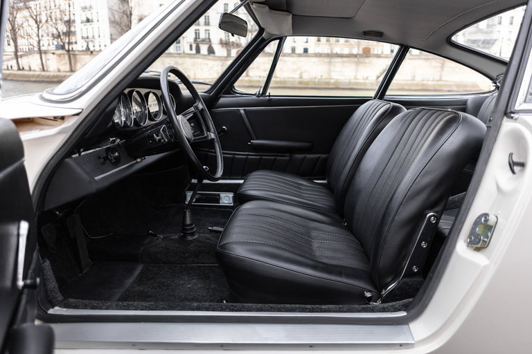 Porsche 911 S (F-Modell)