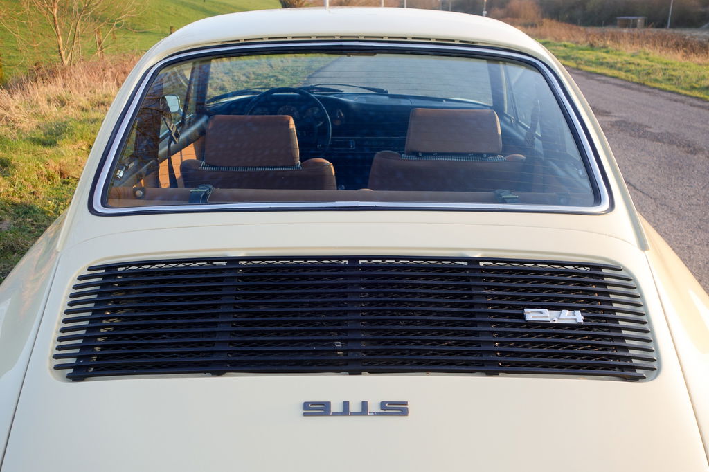 Porsche 911 S (F-Modell)