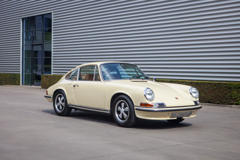 Porsche 911 S (F-Modell)