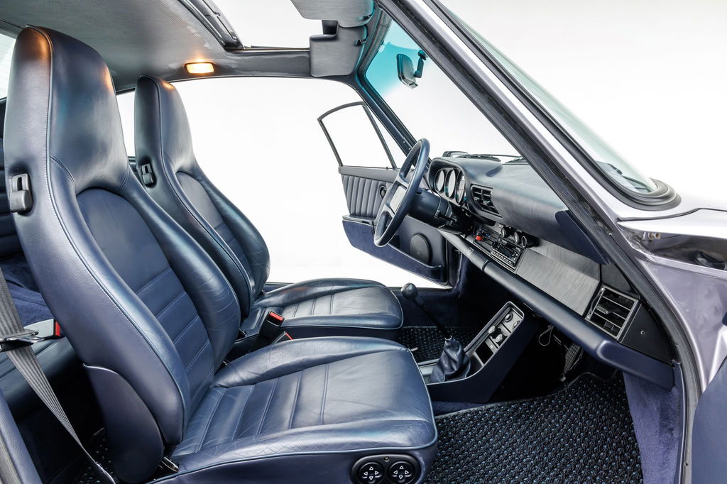 Porsche 911 Carrera 3.2 (KAT)