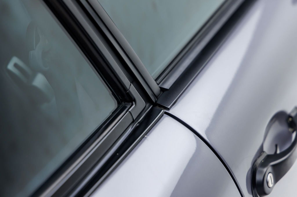 Porsche 911 Carrera 3.2 (KAT)