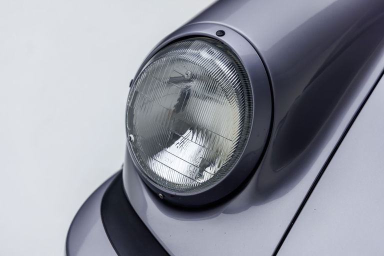 Porsche 911 Carrera 3.2 (KAT)