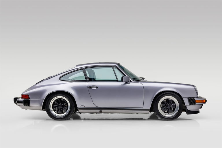 Porsche 911 Carrera 3.2 (KAT)
