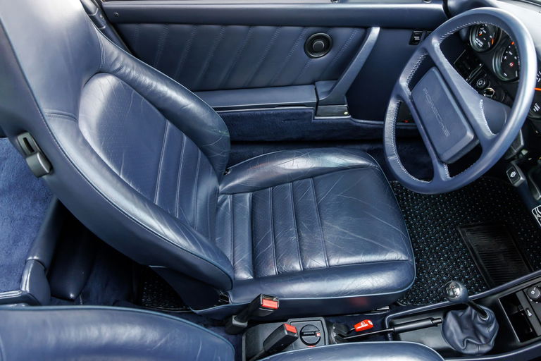 Porsche 911 Carrera 3.2 (KAT)