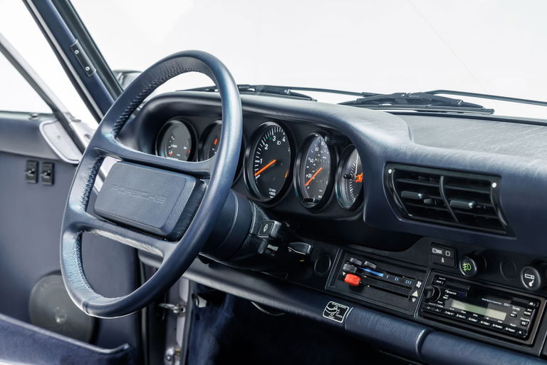 Porsche 911 Carrera 3.2 (KAT)