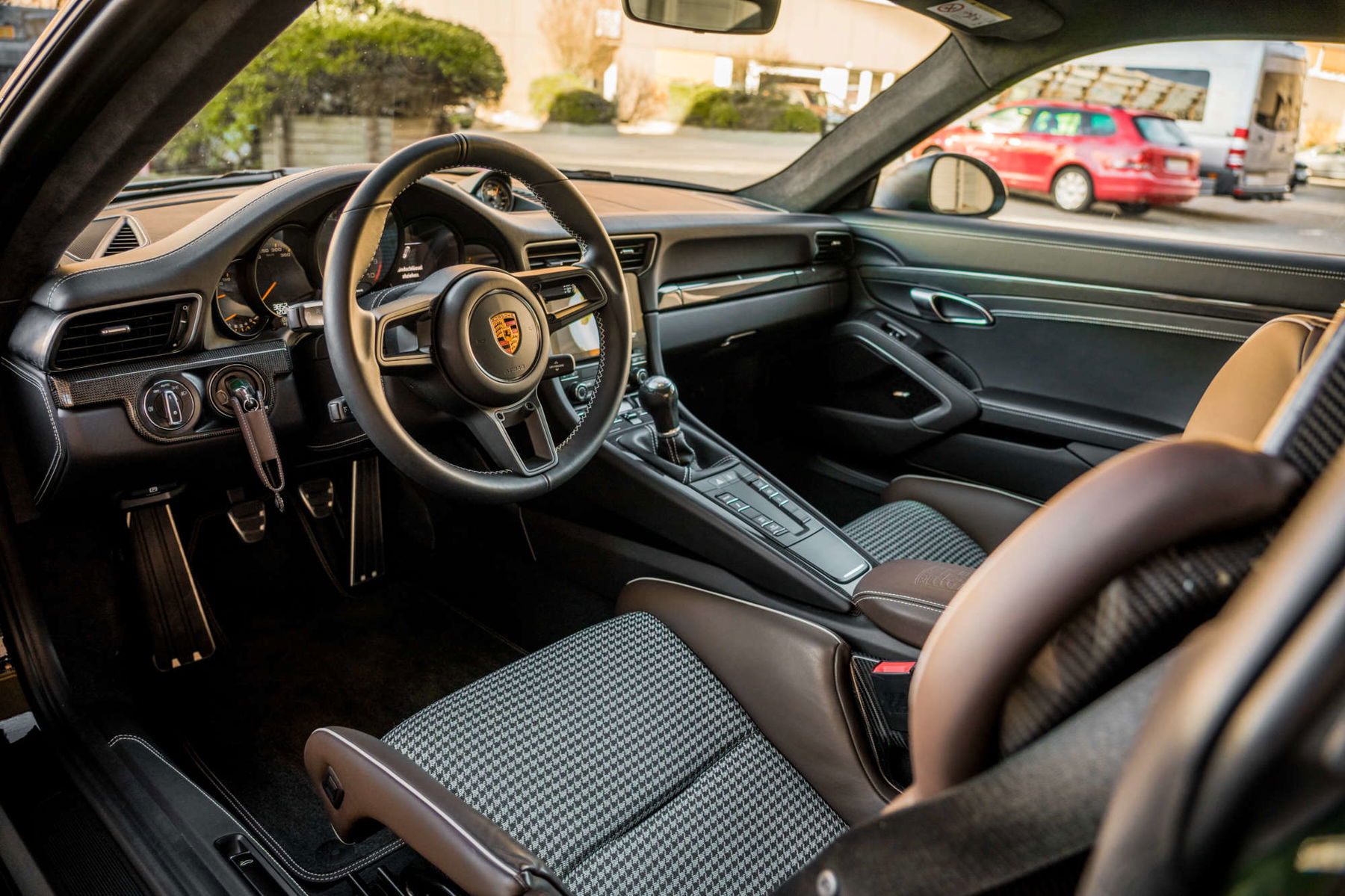 Porsche 911 GT3 Touring 2018 - elferspot.com - Marktplatz für Porsche