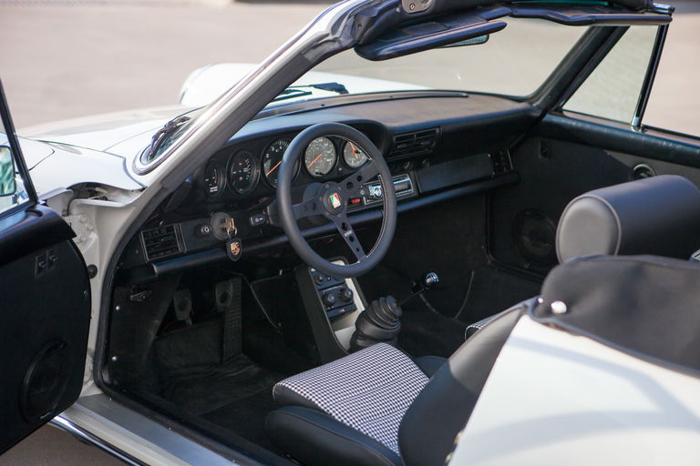 Porsche 911 Backdate