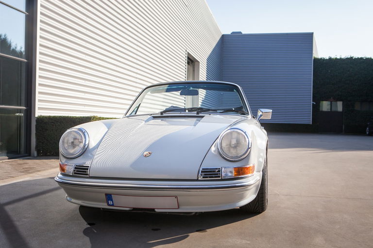 Porsche 911 Backdate