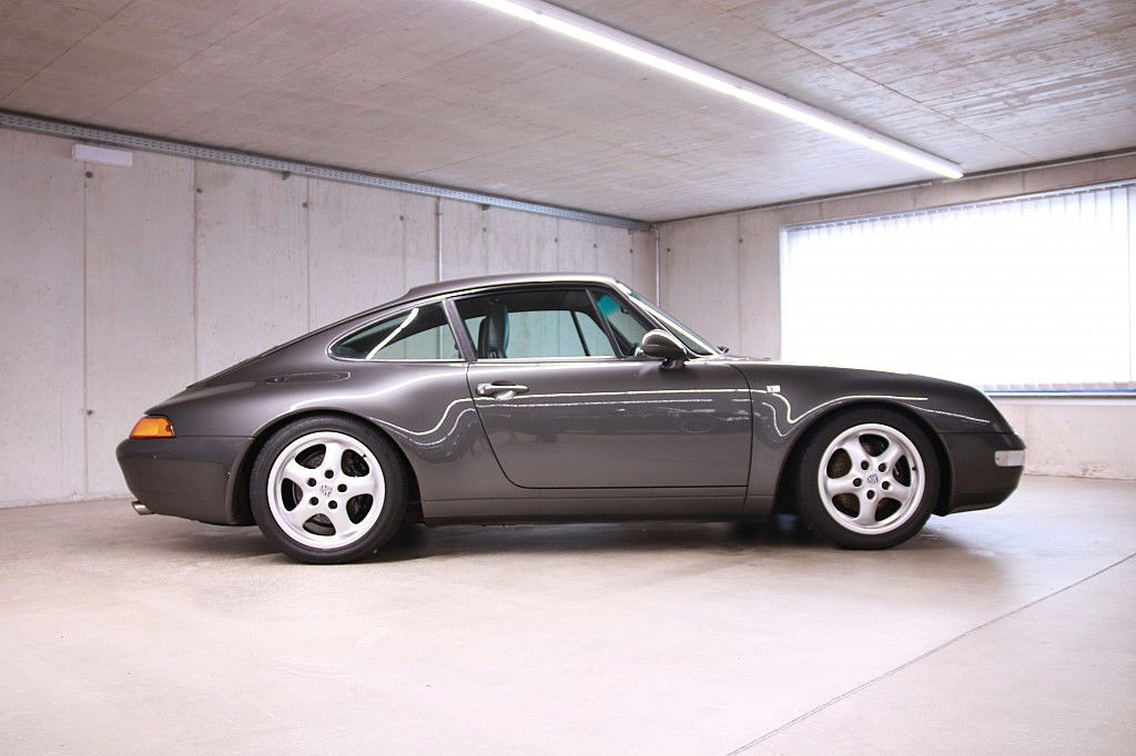 Porsche 911 Carrera