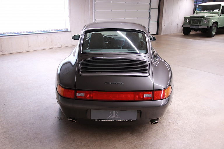 Porsche 911 Carrera