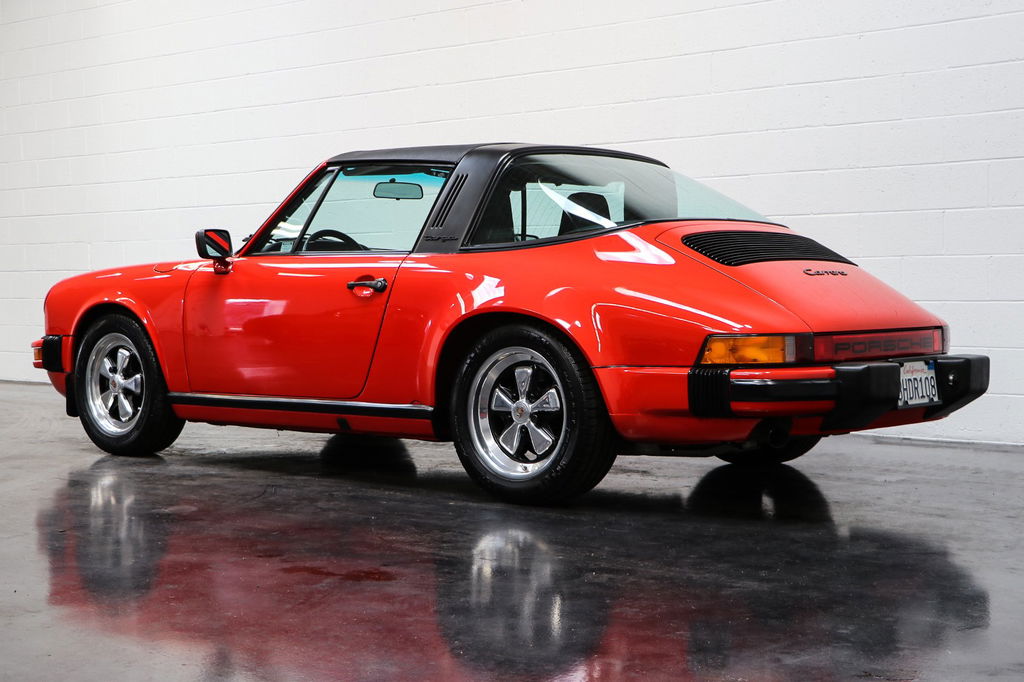 Porsche 911 Carrera 3.2