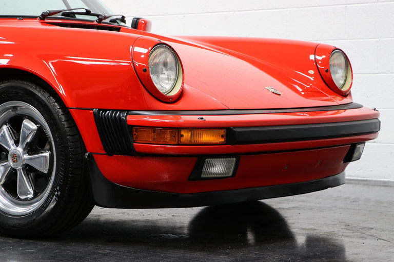 Porsche 911 Carrera 3.2