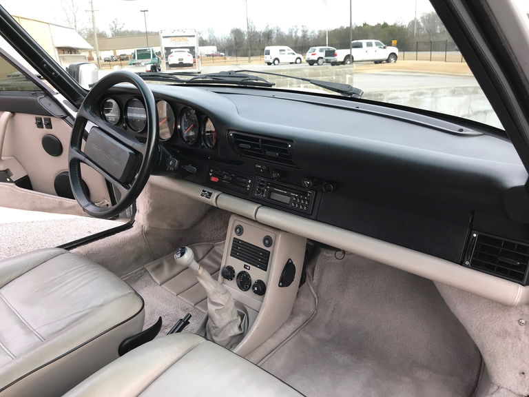 Porsche 911 Carrera 3.2