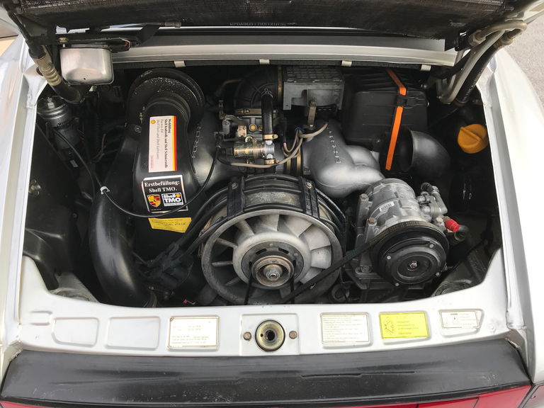 Porsche 911 Carrera 3.2