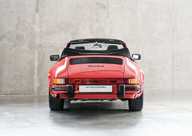 Porsche 911 Carrera 3.2