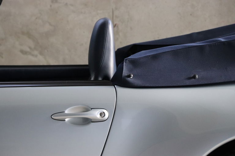 Porsche 993 Carrera 4