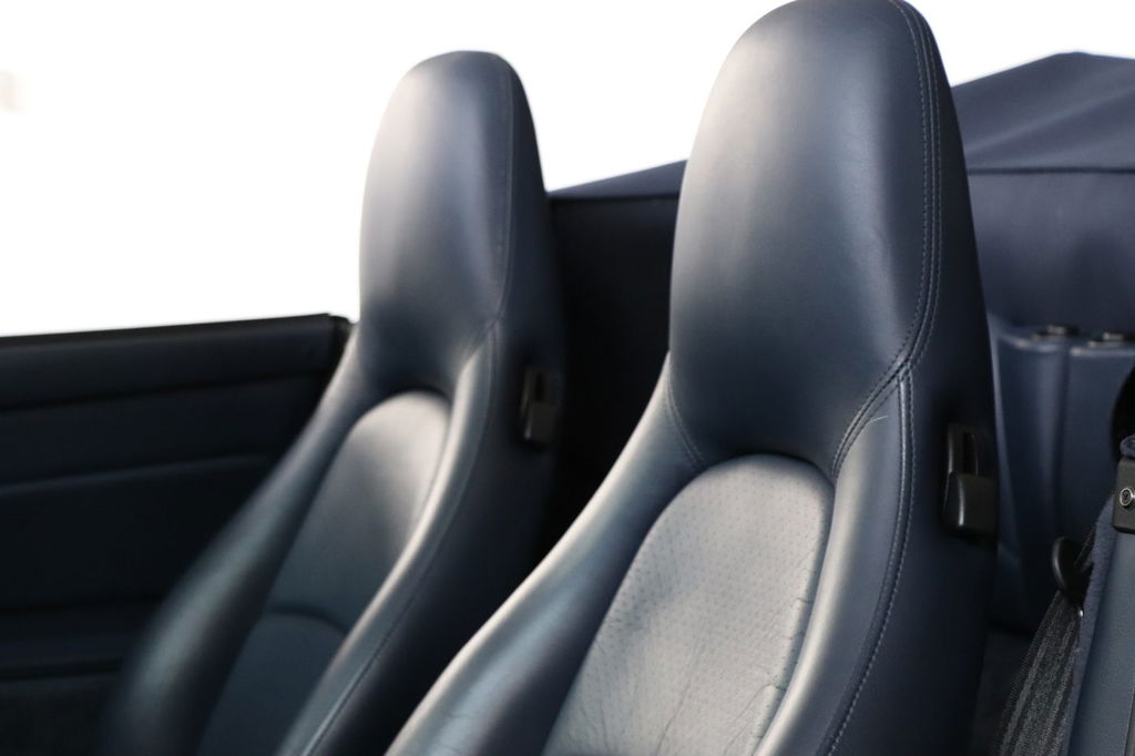 Porsche 993 Carrera 4