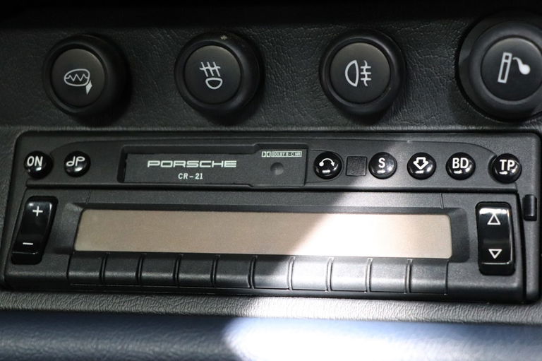 Porsche 993 Carrera 4