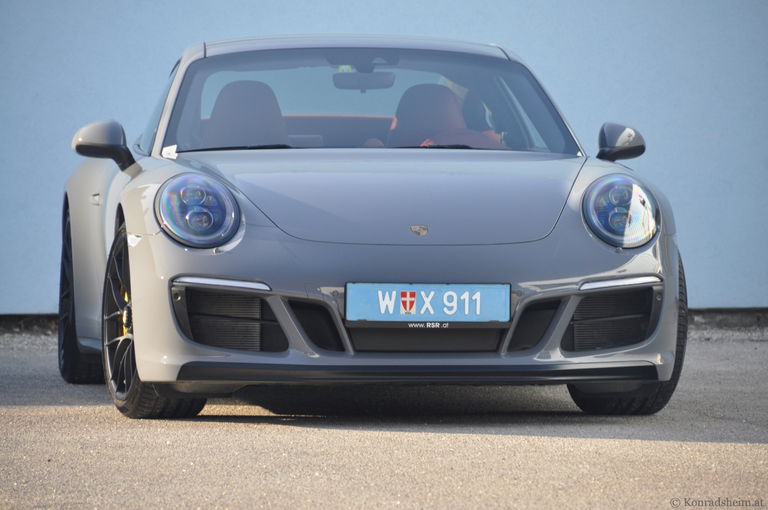 Porsche 991.2 Carrera 4 GTS
