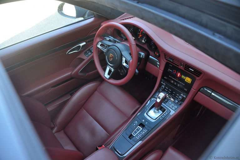 Porsche 991.2 Carrera 4 GTS