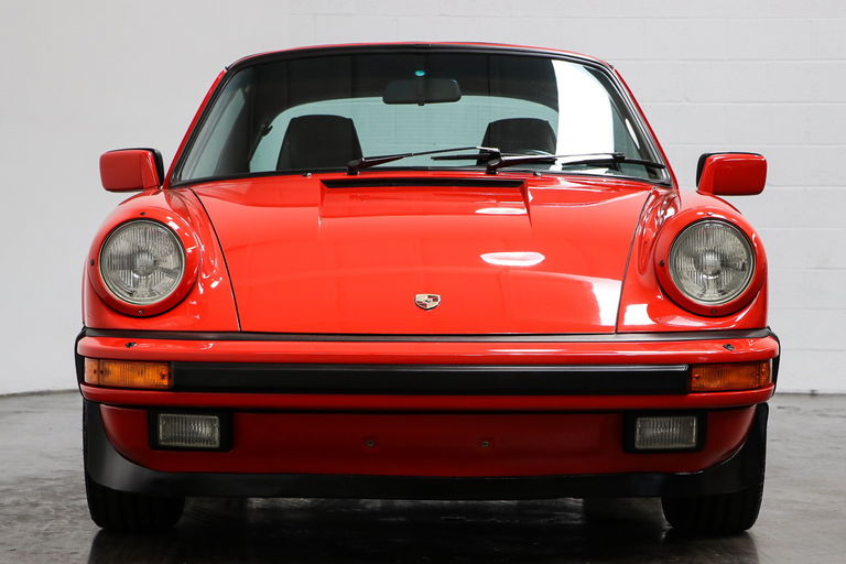 Porsche 911 Carrera 3.2