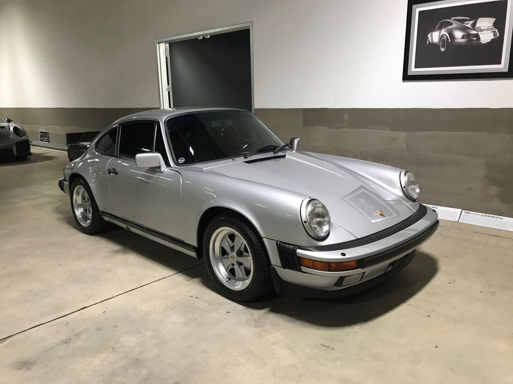 Porsche 911 Carrera 3.2