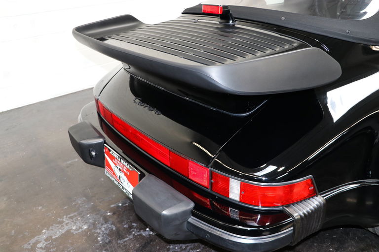 Porsche 911 Carrera 3.2 WTL