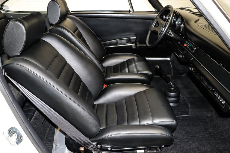 Porsche 911 Carrera RS