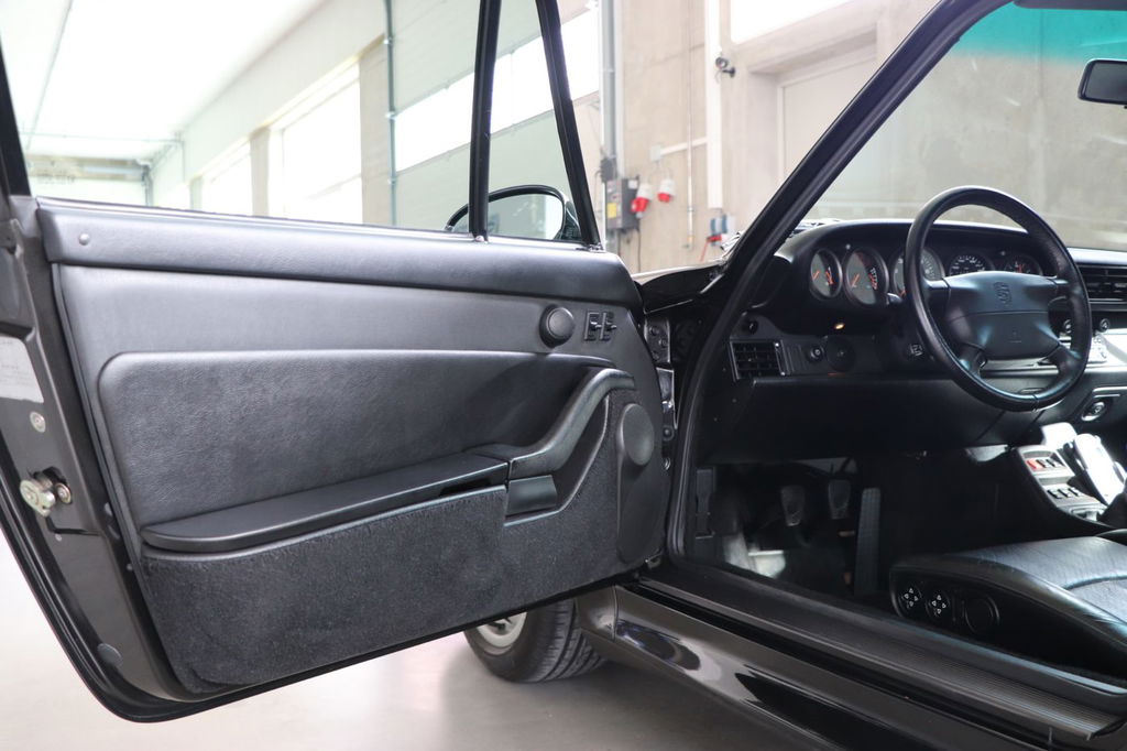 Porsche 993 Carrera S