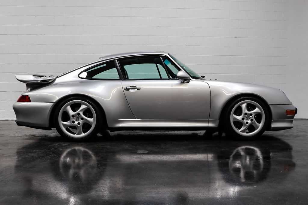 Porsche 911 Carrera S