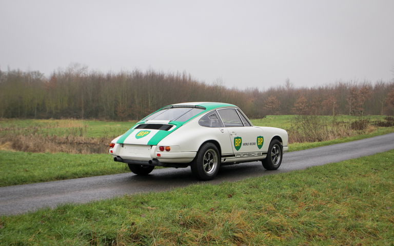 Porsche 911 Backdate