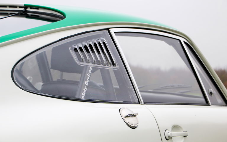 Porsche 911 Backdate