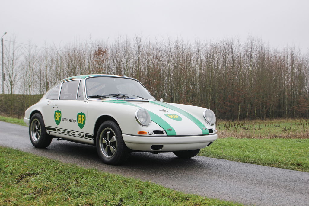 Porsche 911 Backdate