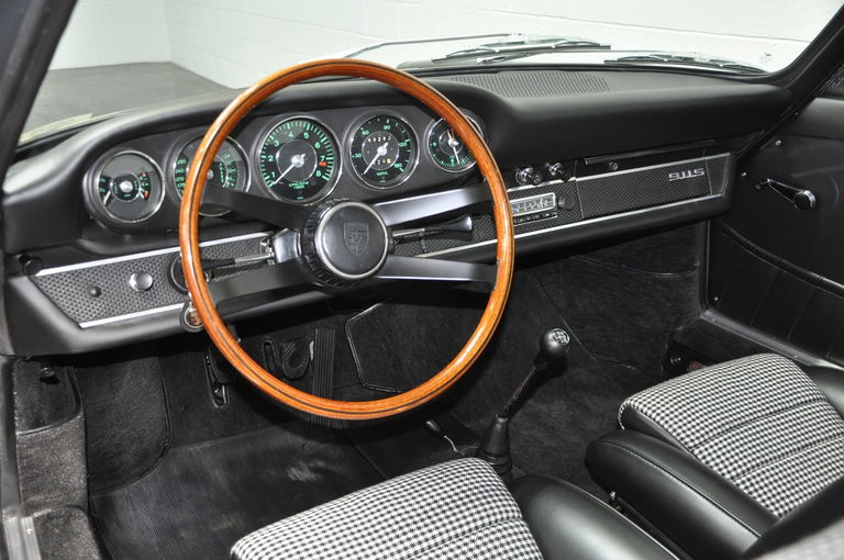 Porsche 911 S (F-Modell)