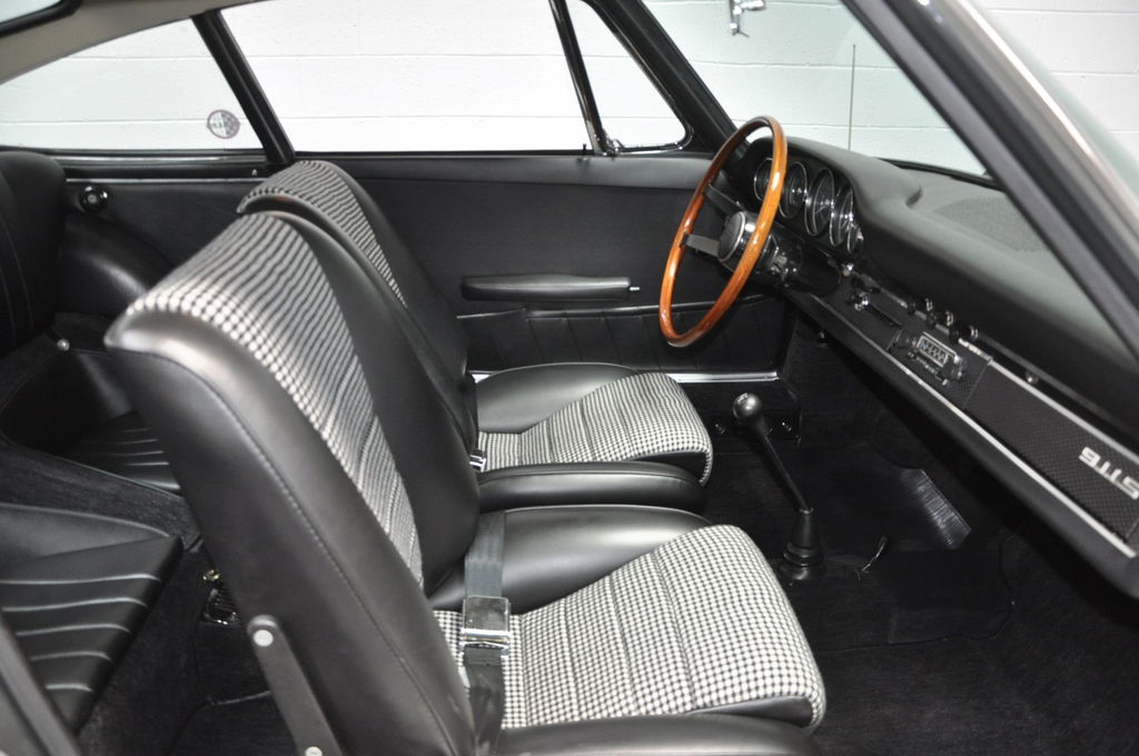 Porsche 911 S (F-Modell)