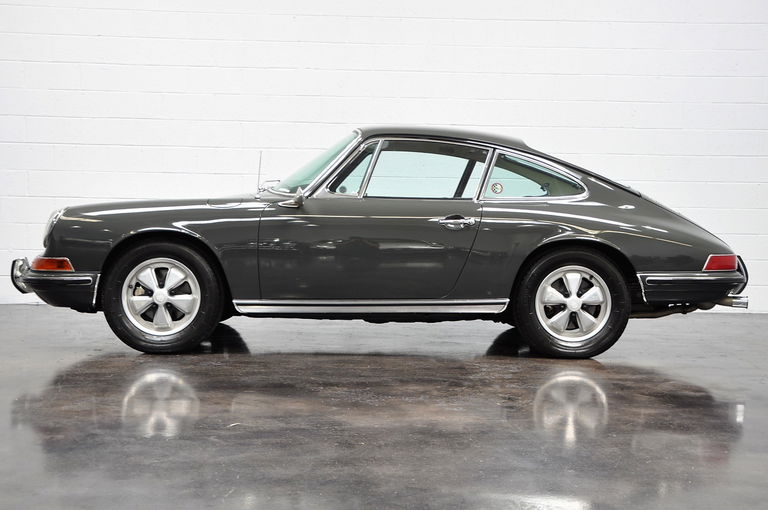 Porsche 911 S (F-Modell)