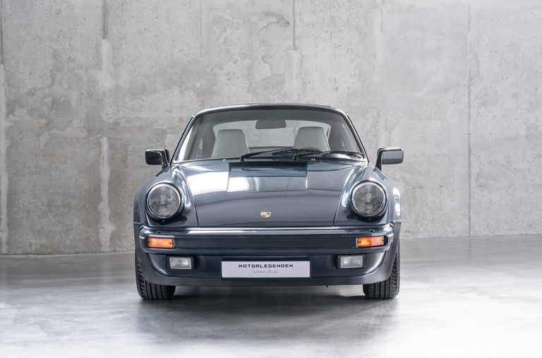 Porsche 911 Turbo 3.3