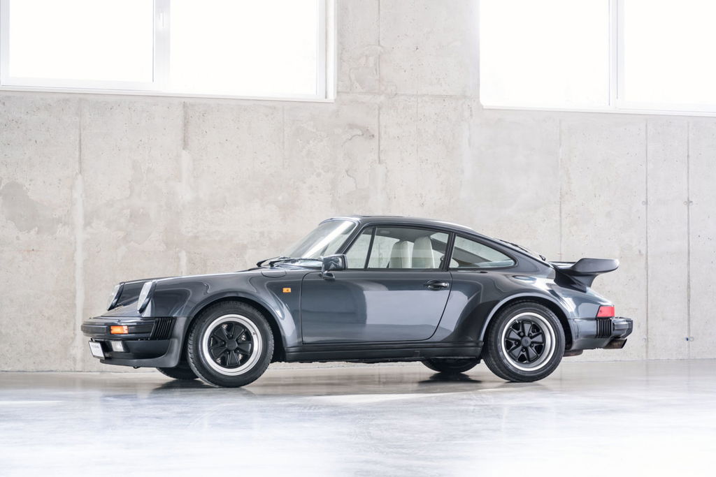 Porsche 911 Turbo 3.3