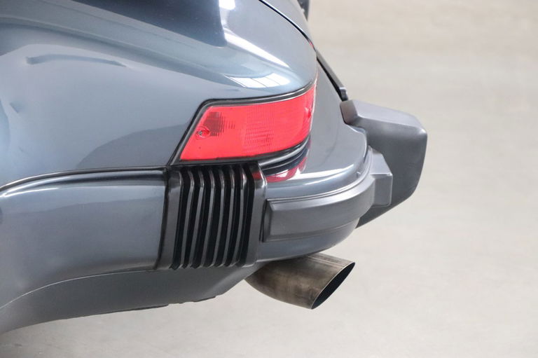 Porsche 911 Turbo 3.3