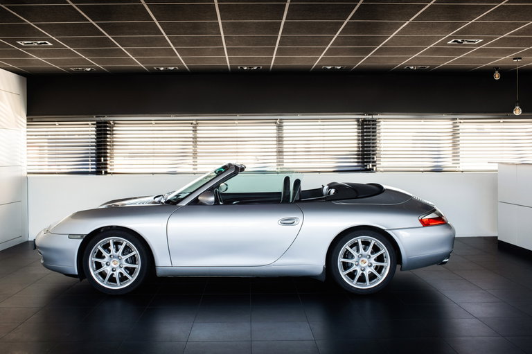 Porsche 911 Carrera