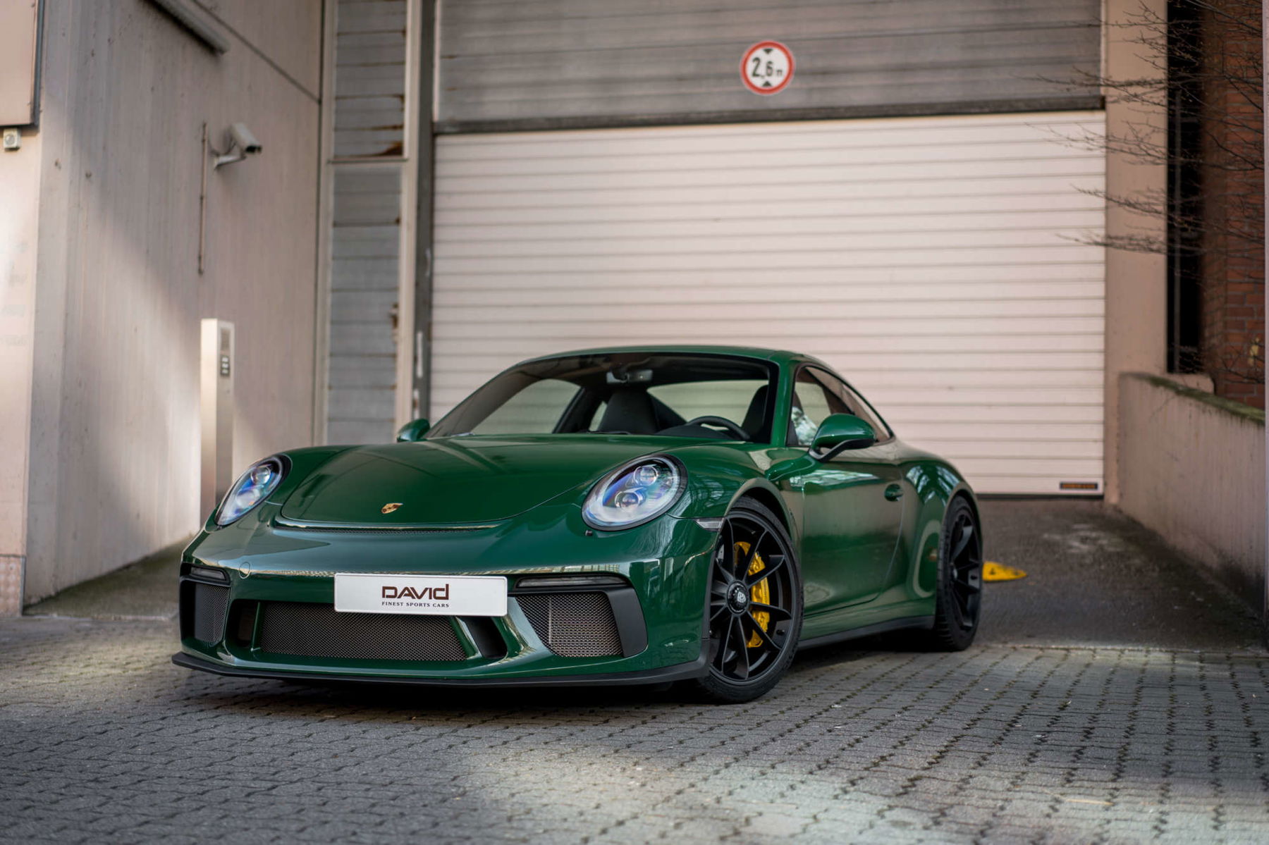 Porsche 991 GT3 Touring 2018 - elferspot.com - Marketplace for Porsche